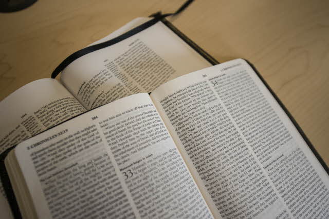 The benefit to using different translations when studying the Bible The benefit to using different translations when studying the Bible