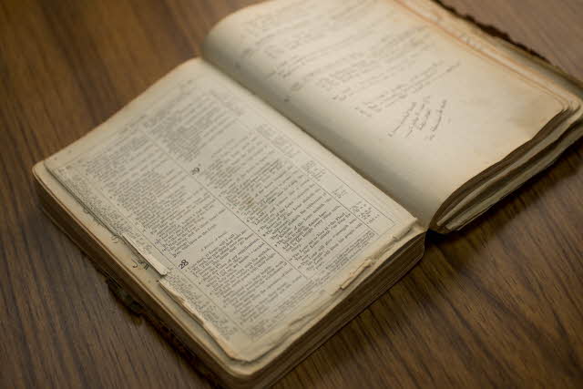 Come face-to-face with the living, breathing Word of God Come face-to-face with the living, breathing Word of God