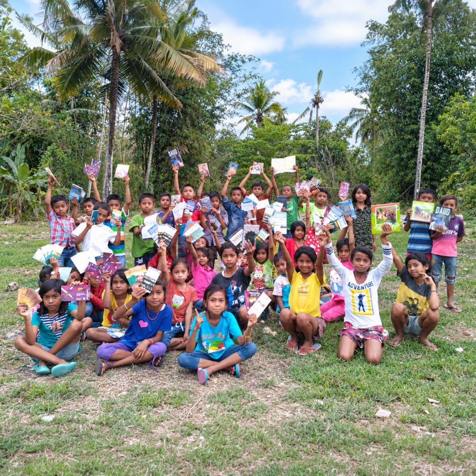 Mission Project: "Christmas Gift for 1,000 Children Across Indonesia’s Remote Areas"